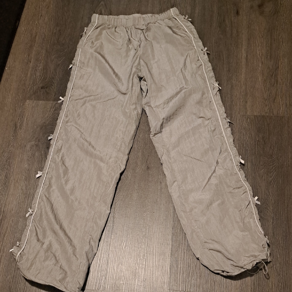 Girls Greenish-grey Drawstring Pants With White Bow Accents